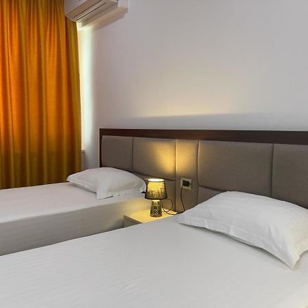 3B Suites Boutique Hotel Sarandë 외부 사진