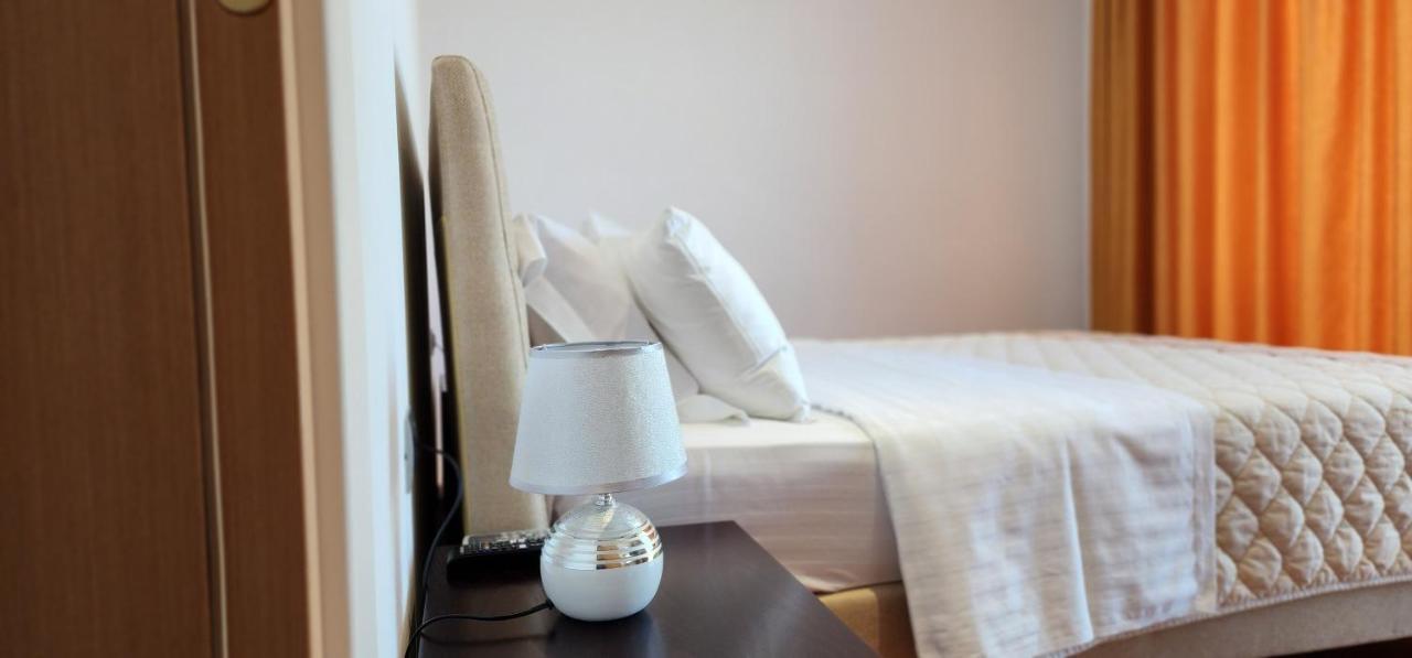 3B Suites Boutique Hotel Sarandë 외부 사진