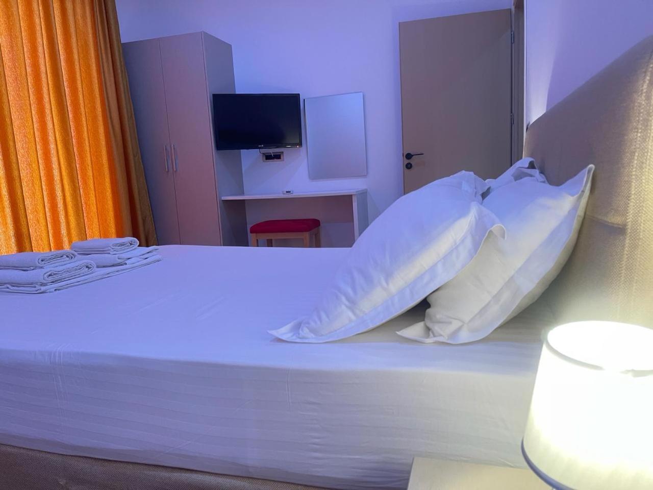 3B Suites Boutique Hotel Sarandë 외부 사진