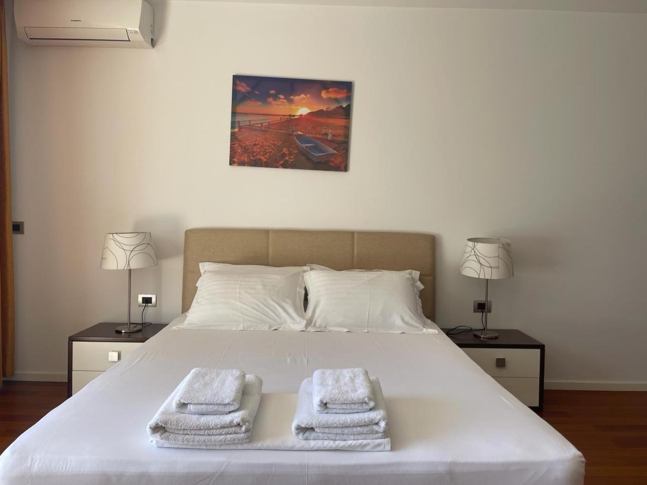 3B Suites Boutique Hotel Sarandë 외부 사진